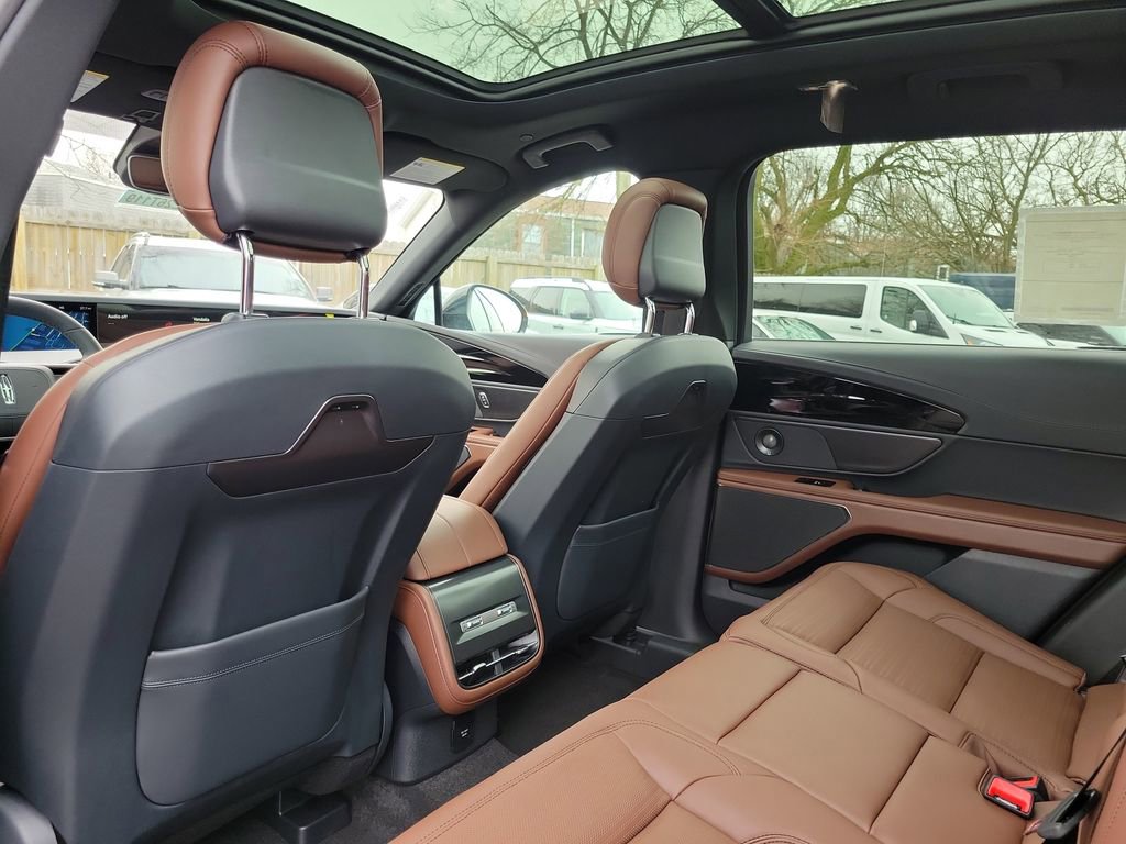 New 2026 Lincoln Nautilus Reserve image 15