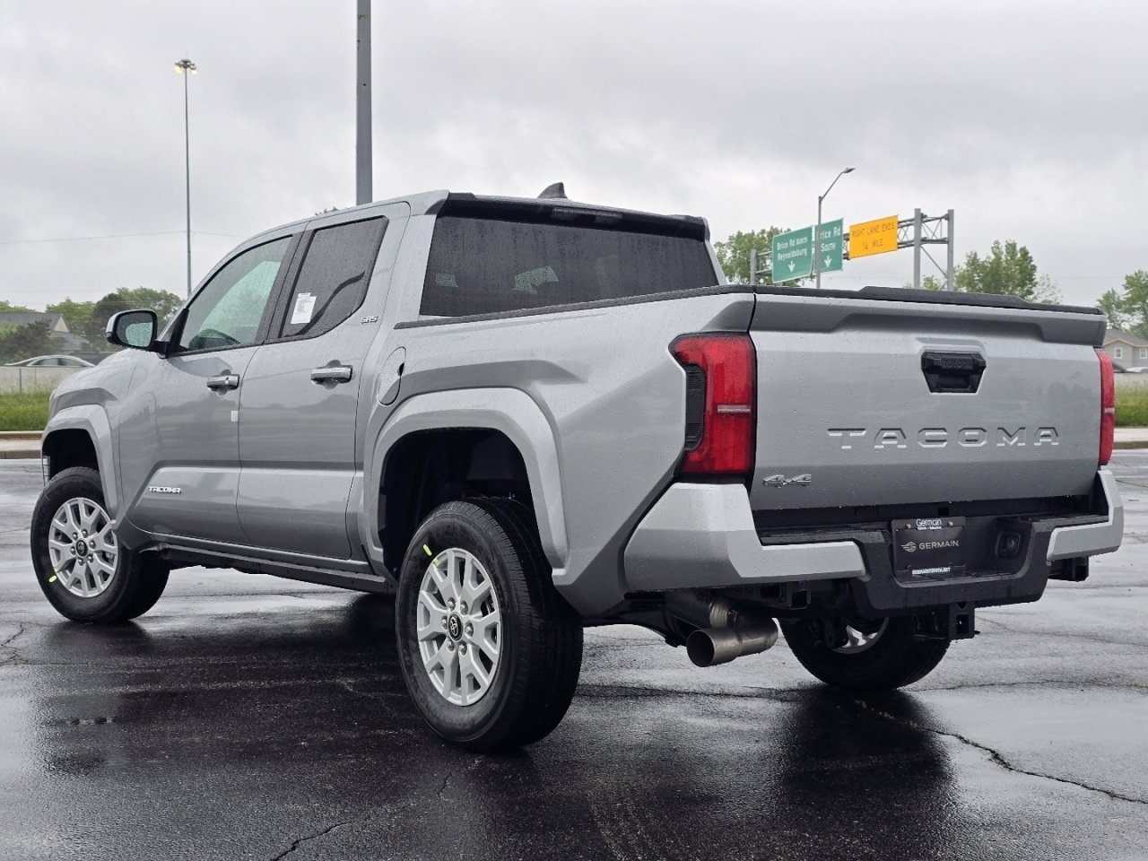 New 2026 Toyota Tacoma SR5 AWD/4WD image 13
