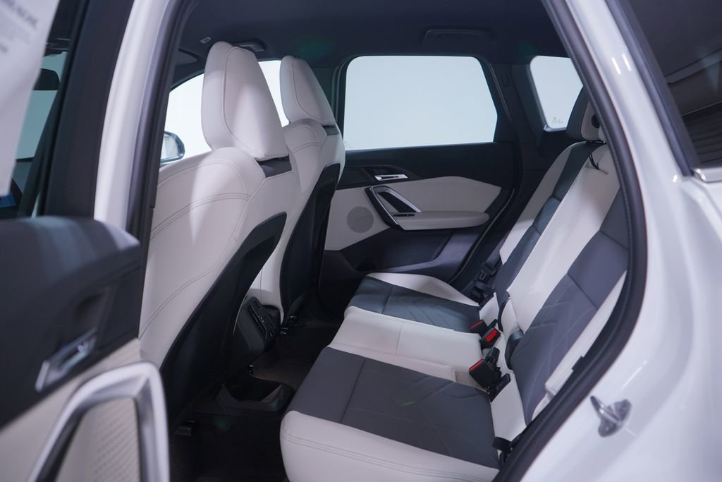 New 2026 BMW X1 xDrive28i image 9