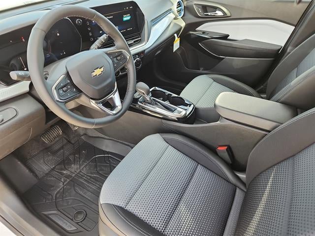 New 2026 Chevrolet Trax LT w/ Driver Confidence Package FWD image 7