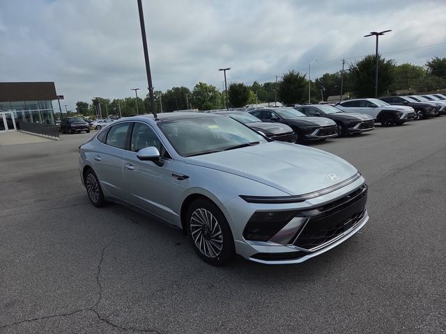 New 2026 Hyundai Sonata Limited FWD image 4