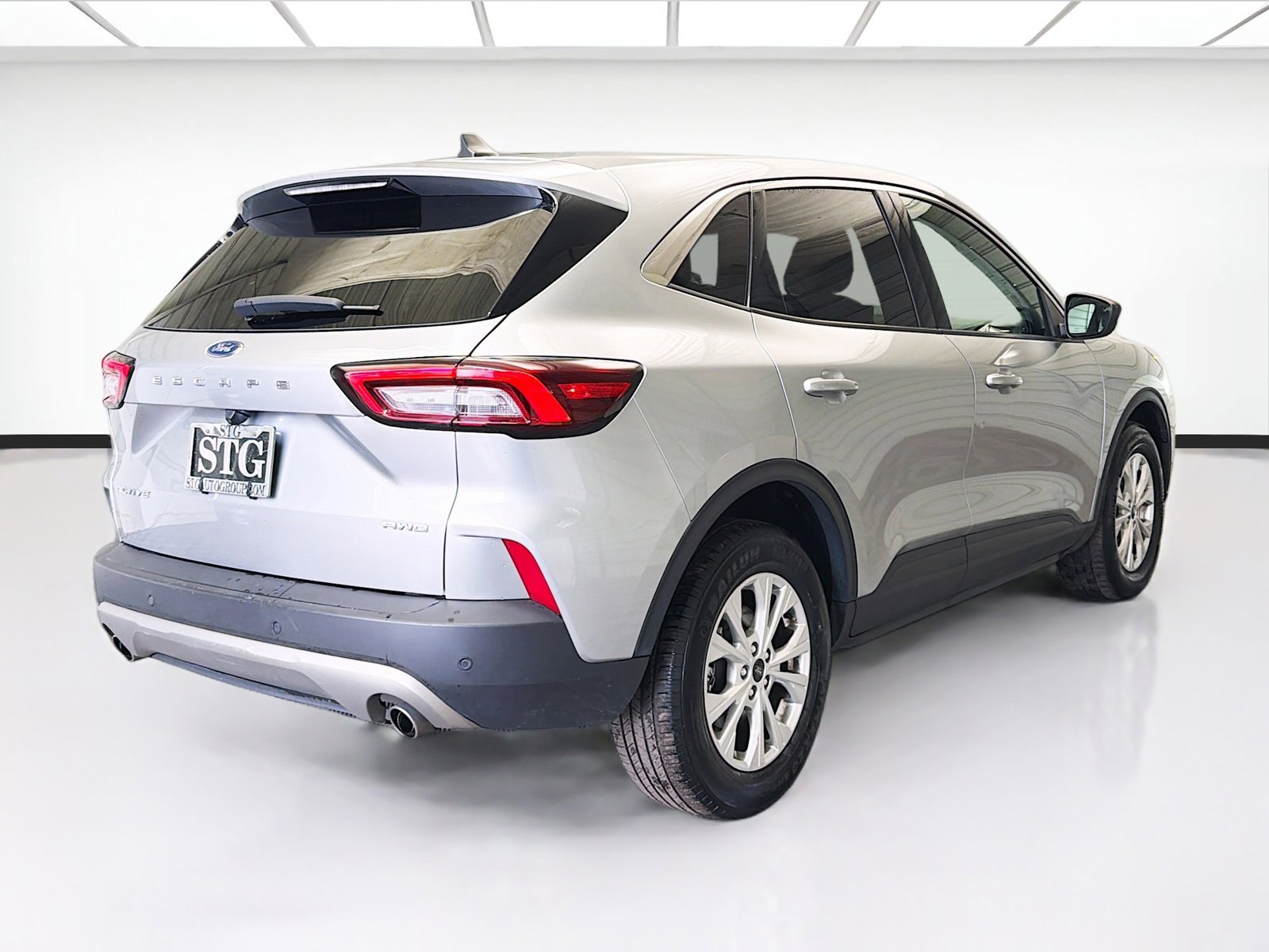 Used 2024 Ford Escape Active w/ Tech Pack #1 AWD/4WD image 4