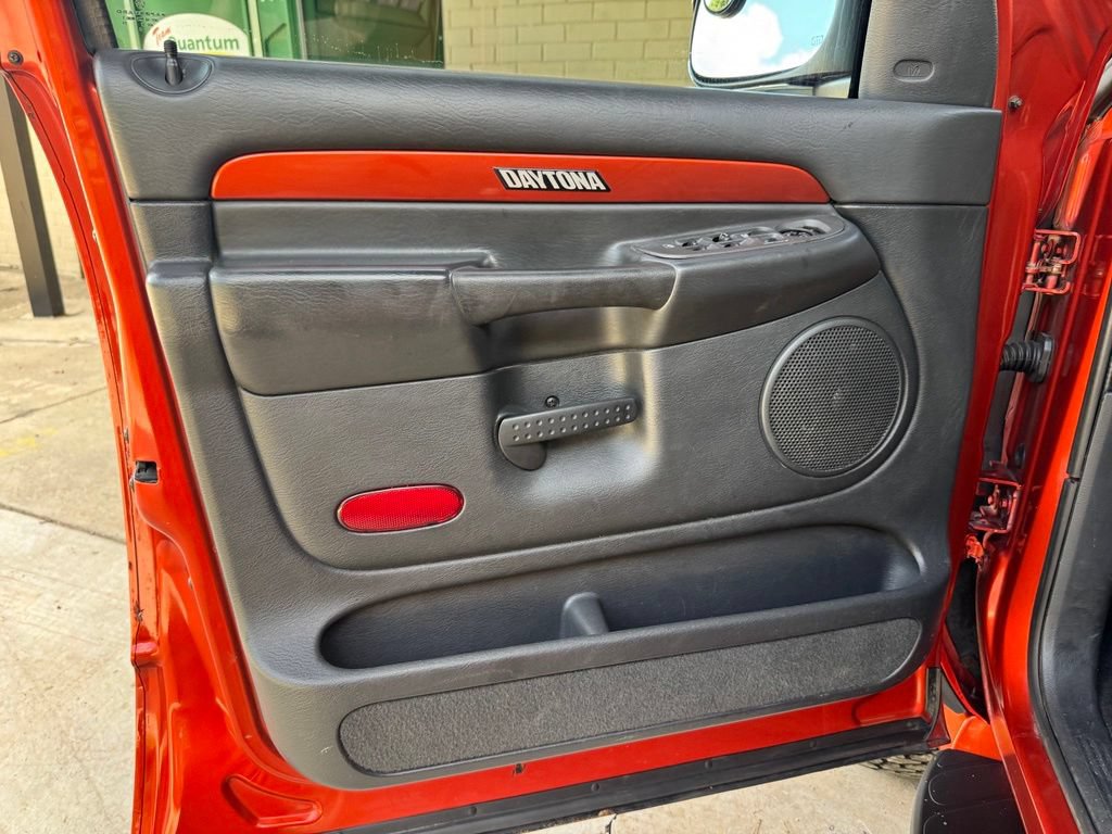 Used 2005 Dodge Ram 1500 Truck SLT w/ Daytona Edition Group AWD/4WD image 12