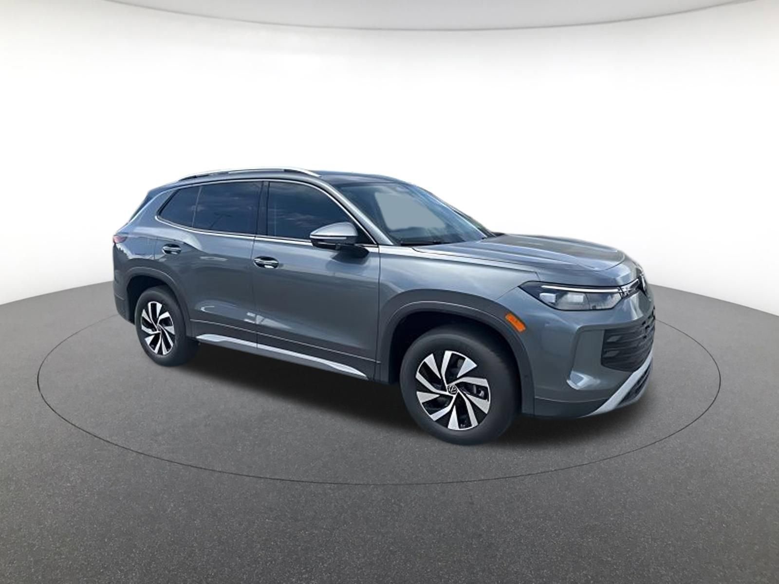 New 2026 Volkswagen Tiguan S AWD/4WD image 1