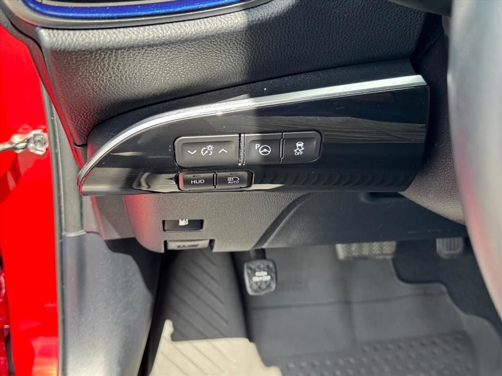 Used 2021 Toyota Prius Limited FWD image 22
