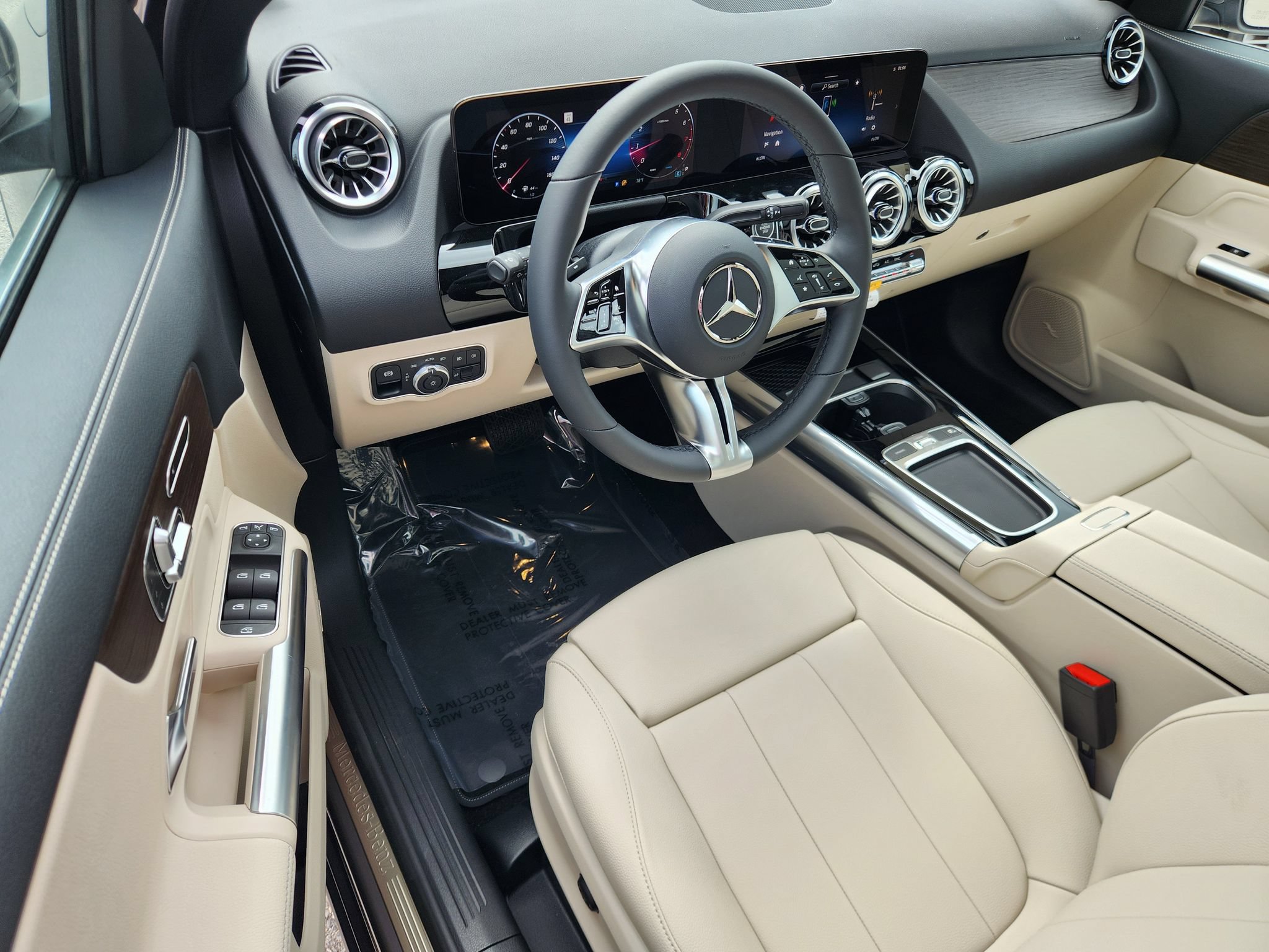 New 2026 Mercedes-Benz GLA 250 4MATIC image 14