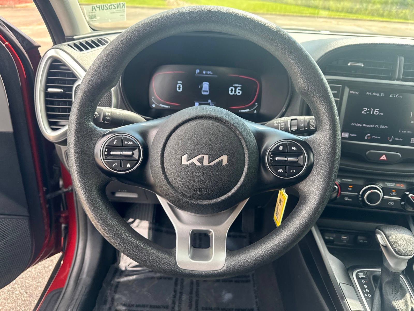 Used 2023 Kia Soul LX FWD image 16