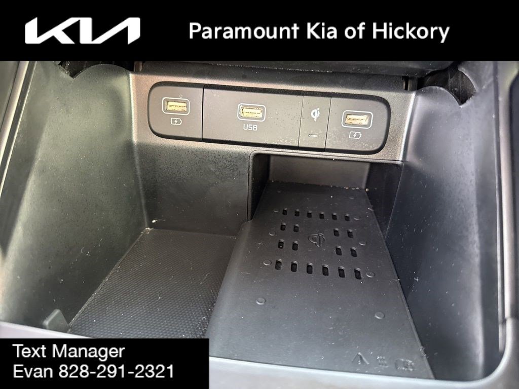 Used 2023 Kia Sorento EX w/ Panoramic Sunroof Package image 29
