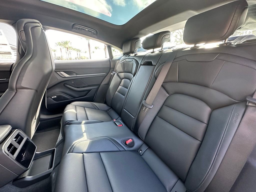 Used 2025 Porsche Taycan 4S image 26