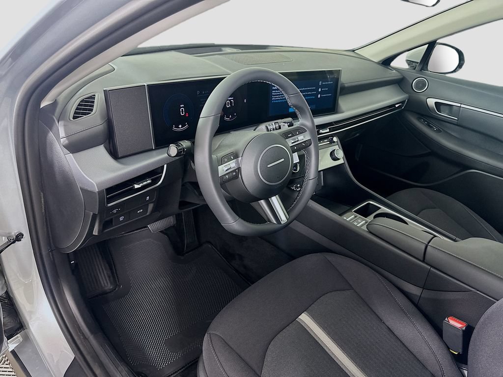 New 2026 Hyundai Sonata SEL FWD image 9