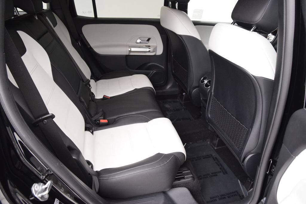 Used 2023 Mercedes-Benz GLB 250 image 18