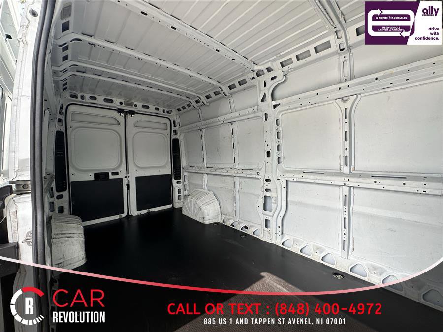 Used 2023 RAM ProMaster 2500 w/ Convenience Group FWD image 11