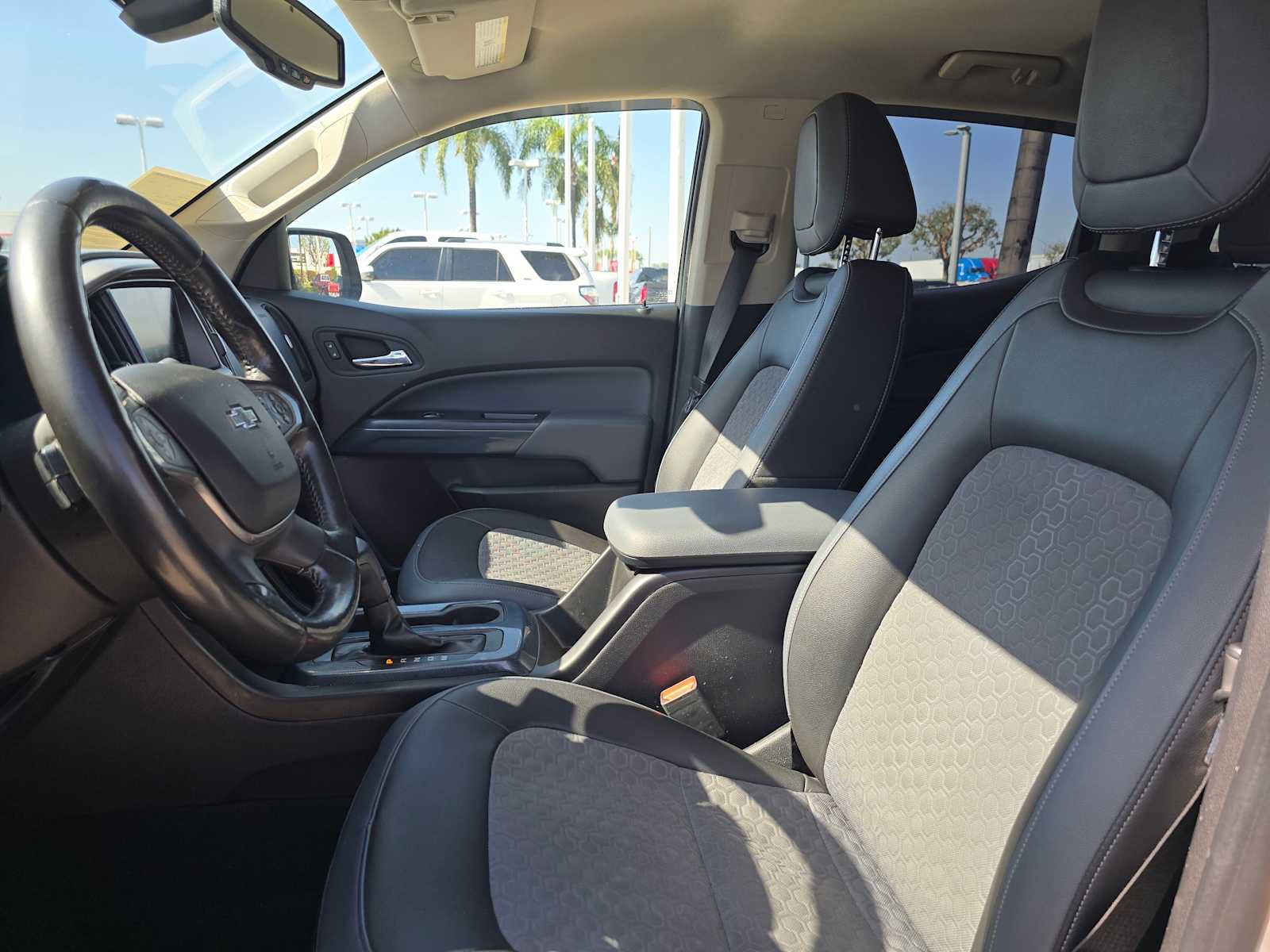 Used 2016 Chevrolet Colorado Z71 RWD image 22