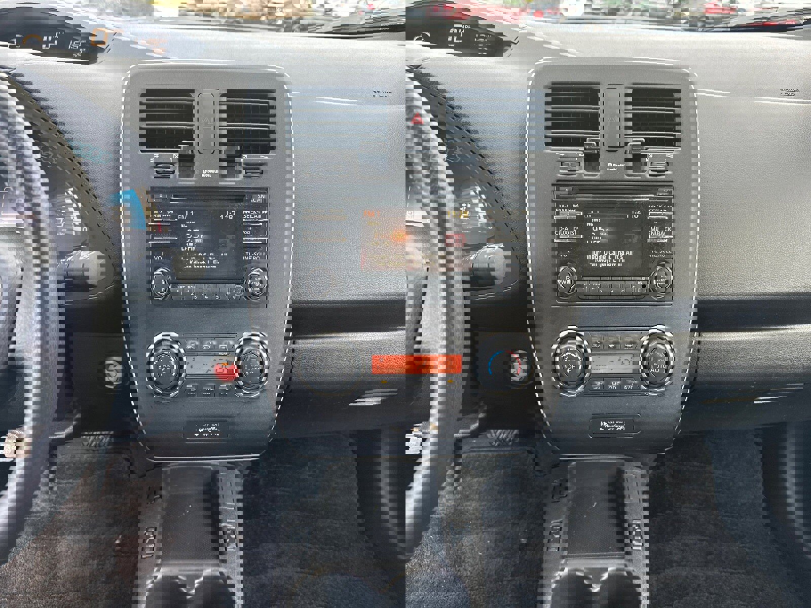 Used 2015 Nissan Leaf S w/ Charge Package image 27