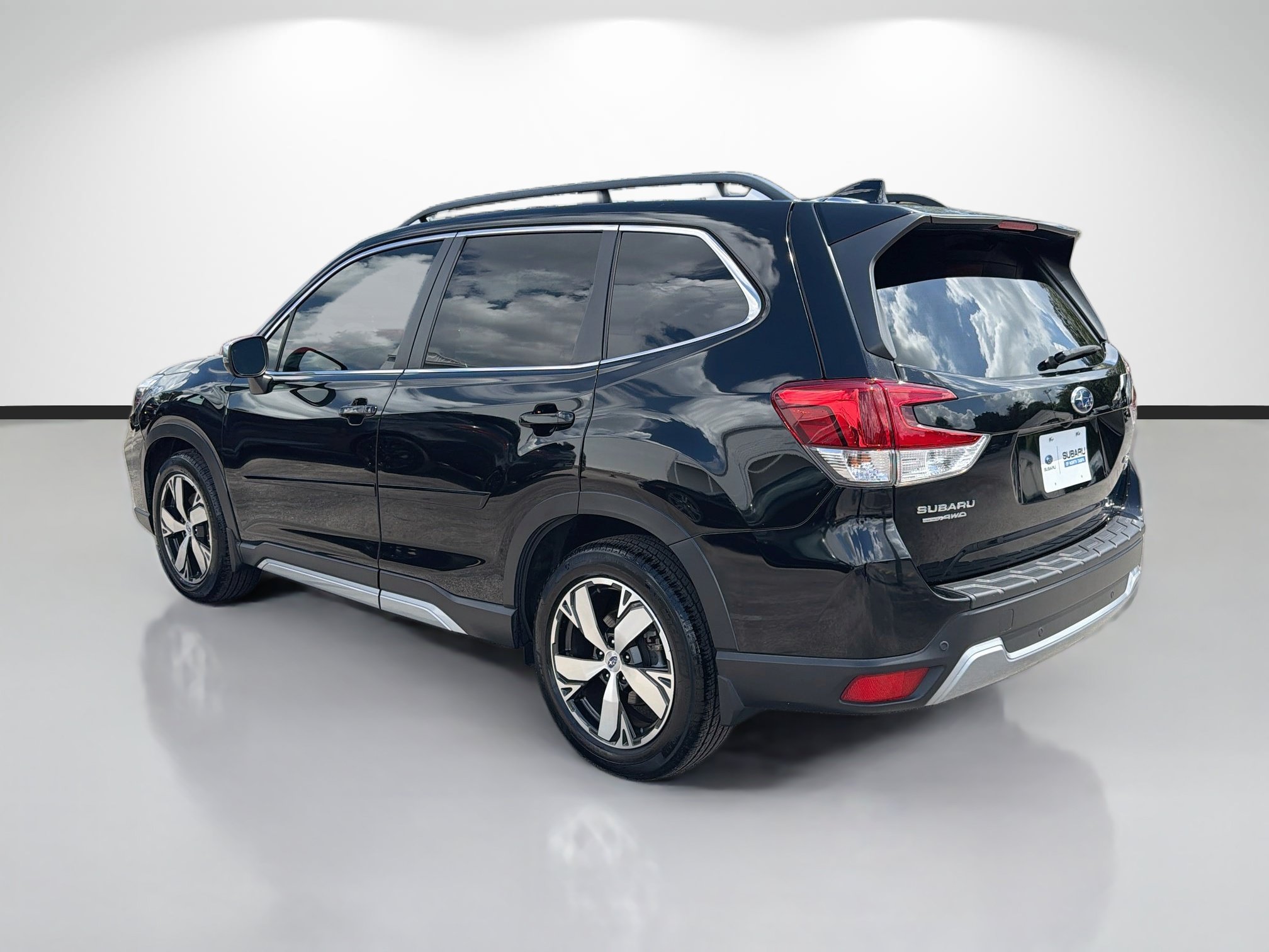 Used 2021 Subaru Forester Touring w/ Popular Package #2 AWD/4WD image 5