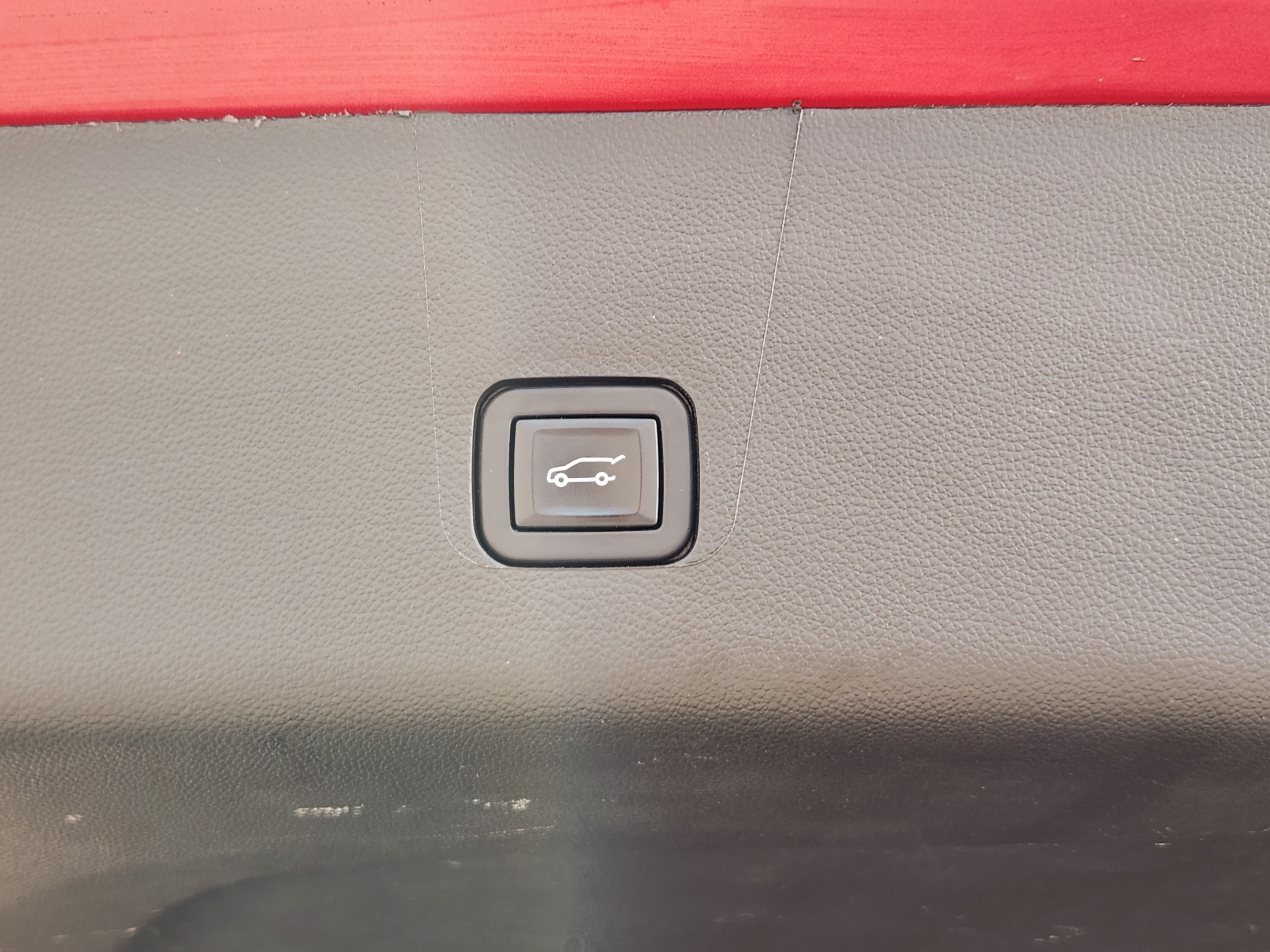 Used 2023 Chevrolet Traverse RS FWD image 29