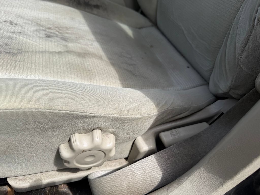 Used 2005 Mitsubishi Lancer ES FWD image 7