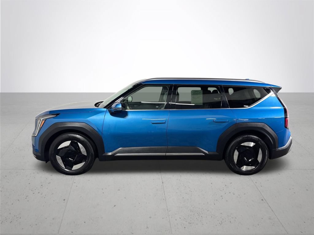 Used 2024 Kia EV9 Wind AWD/4WD image 9