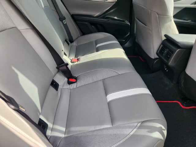 Certified 2025 Toyota Camry SE AWD/4WD image 31