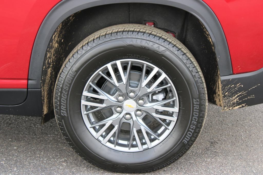 New 2026 Chevrolet Traverse LT w/ Driver Confidence Package image 17