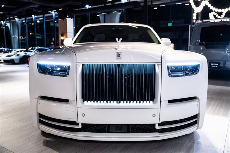 Used 2026 Rolls-Royce Phantom Sedan RWD image 31