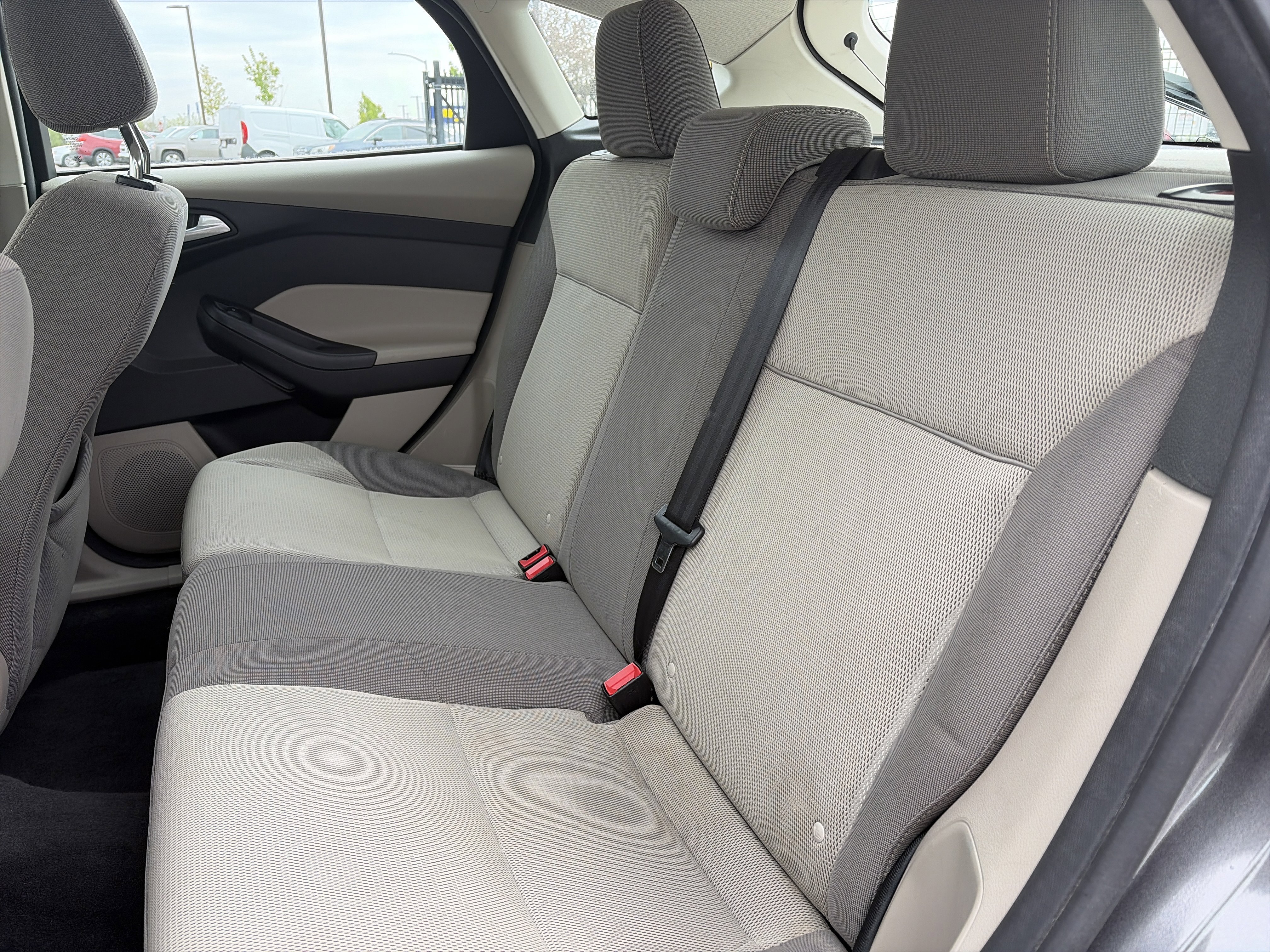 Used 2012 Ford Focus SE image 24