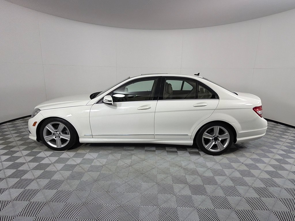 Used 2010 Mercedes-Benz C 300 4MATIC Sedan image 8