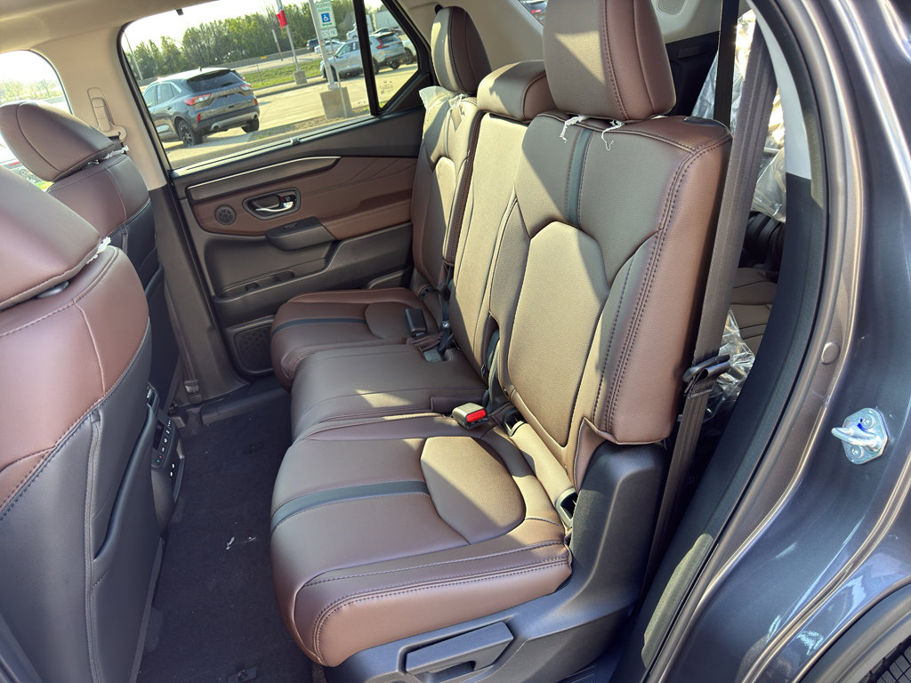 New 2026 Honda Pilot image 16
