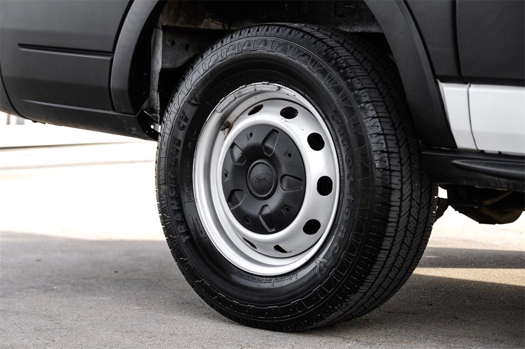 Used 2019 Ford Transit 250 130 Low Roof image 45