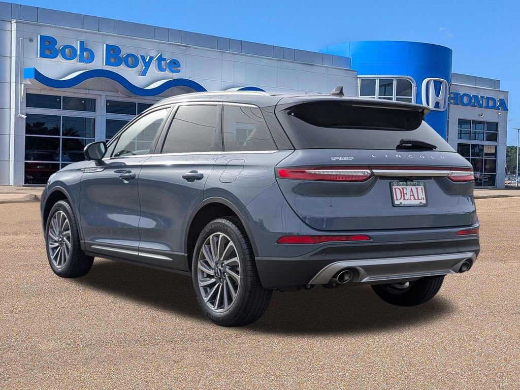 Used 2024 Lincoln Corsair Reserve w/ Equipment Group 201A image 3