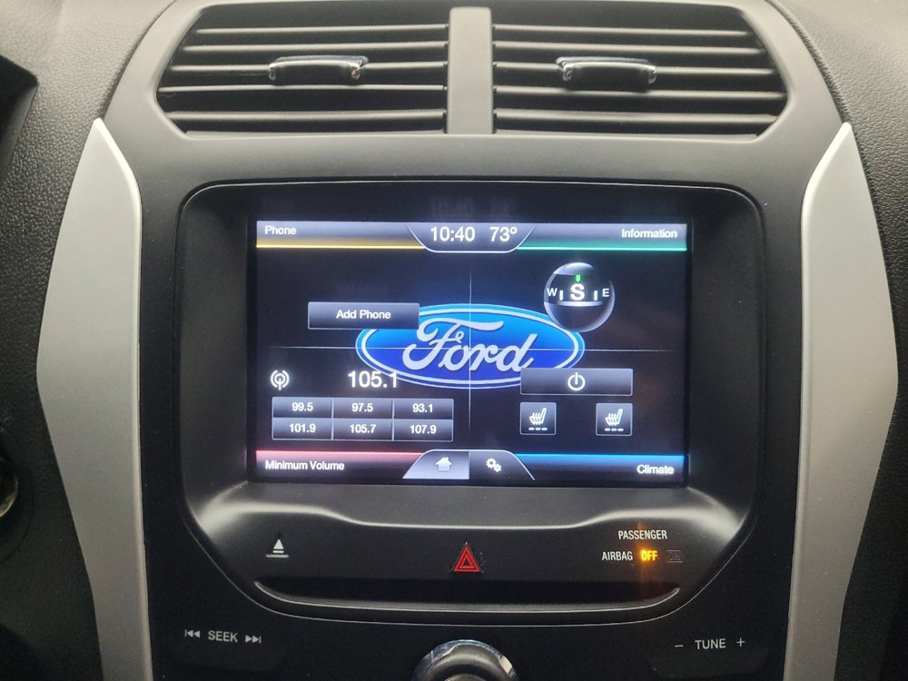 Used 2015 Ford Explorer XLT w/ Equipment Group 202B FWD image 25