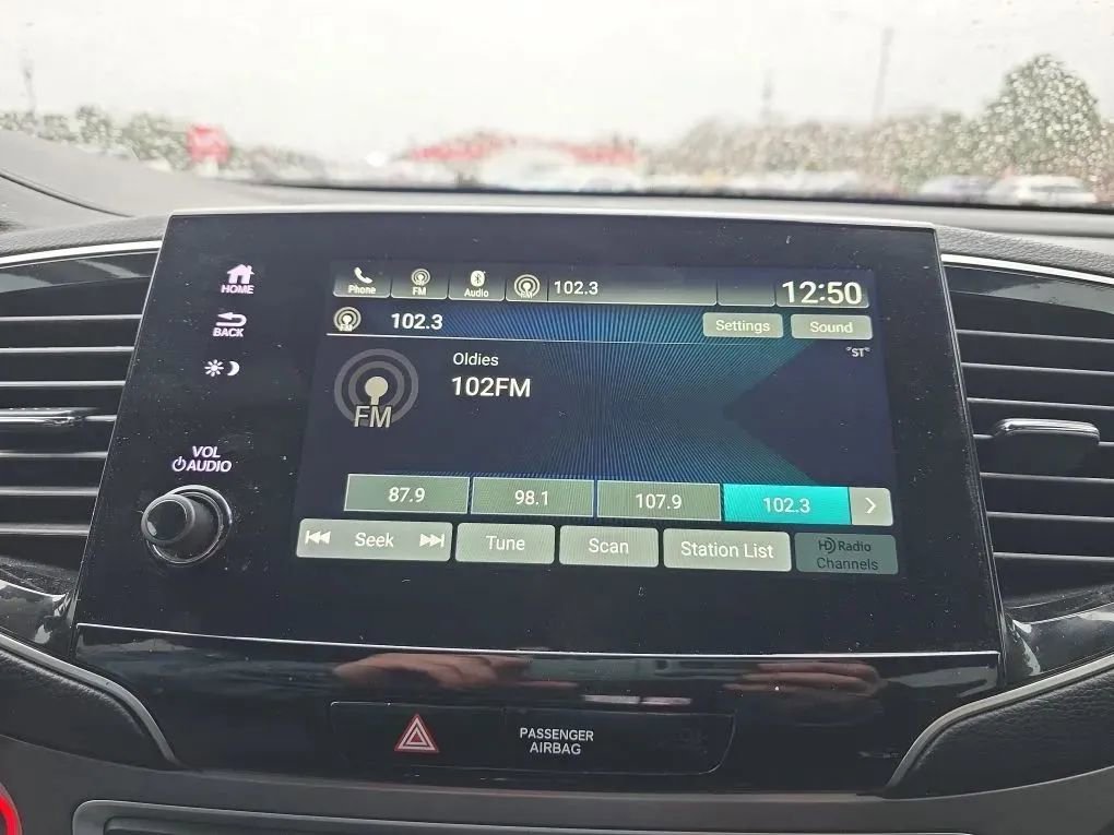 Used 2022 Honda Pilot Sport image 28