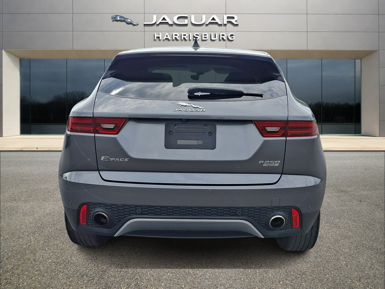 Used 2020 Jaguar E-PACE SE AWD/4WD image 3