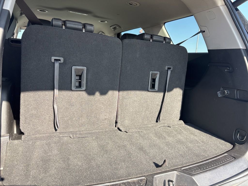 Used 2023 GMC Acadia SLT image 30