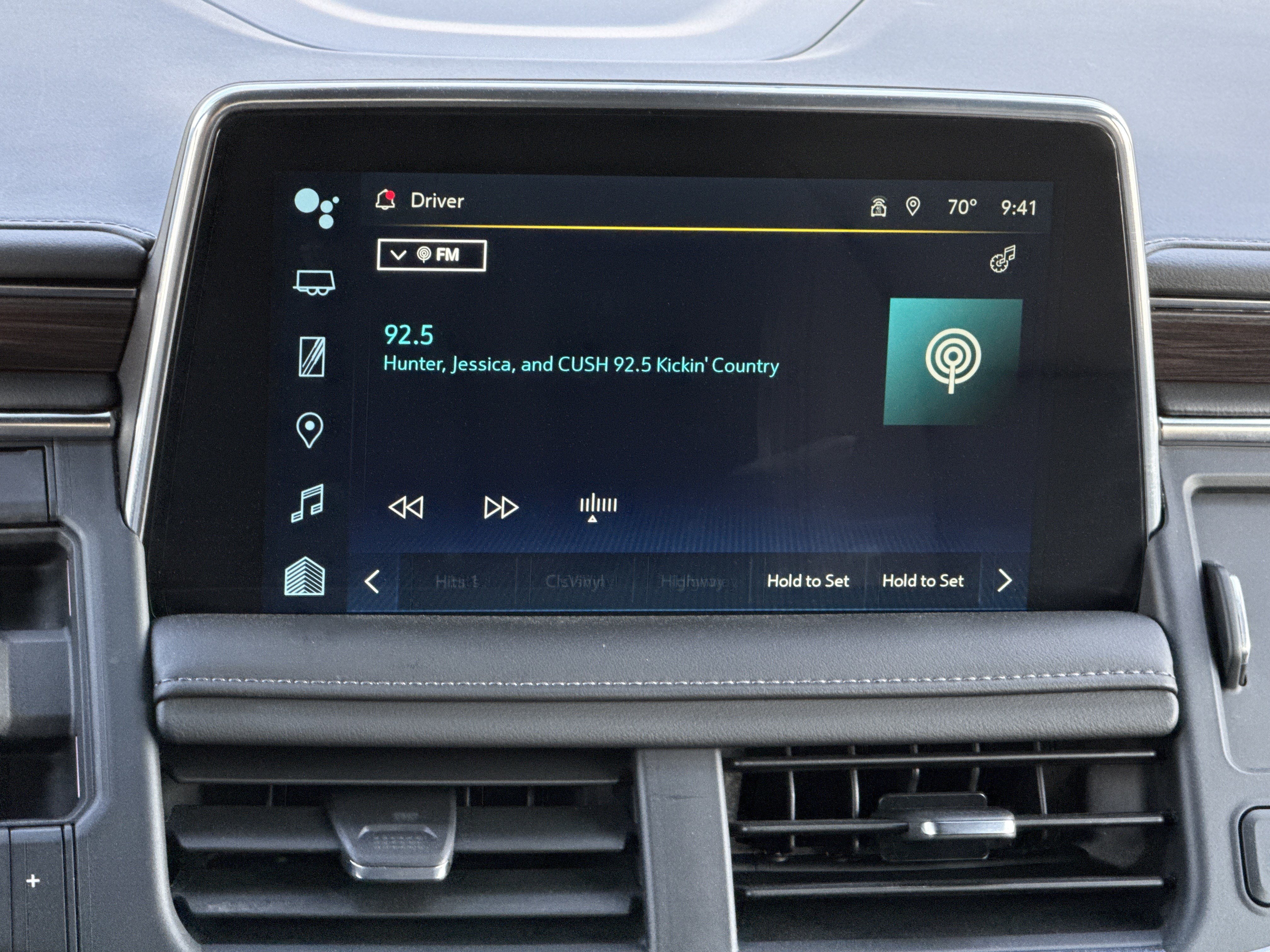 Used 2024 Chevrolet Tahoe Z71 w/ Z71 Off-Road Package image 23