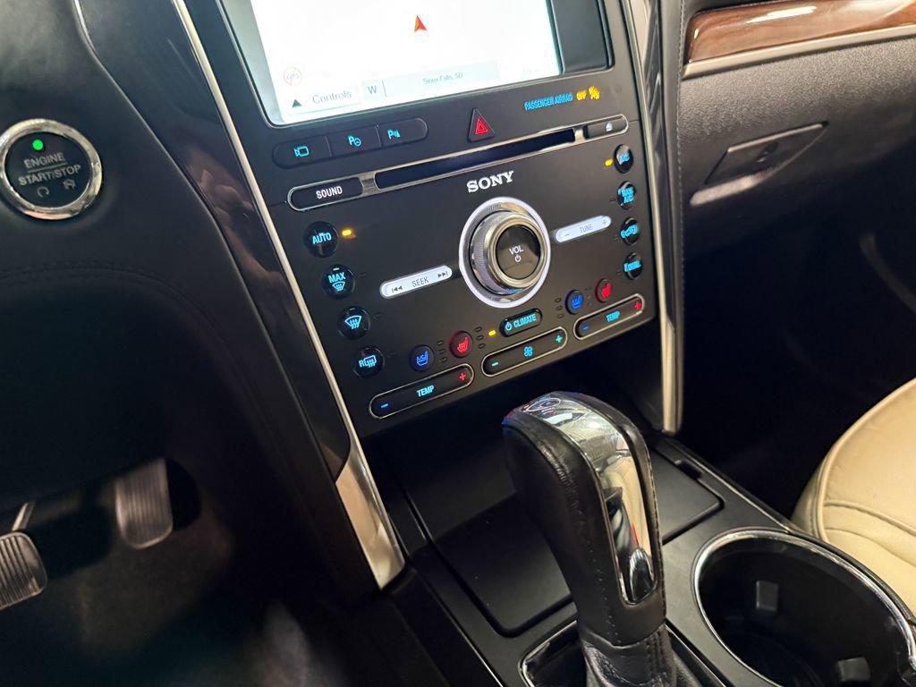 Used 2018 Ford Explorer Platinum AWD/4WD image 82