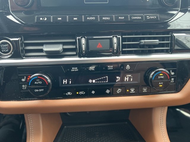 Used 2024 Nissan Pathfinder Platinum image 37