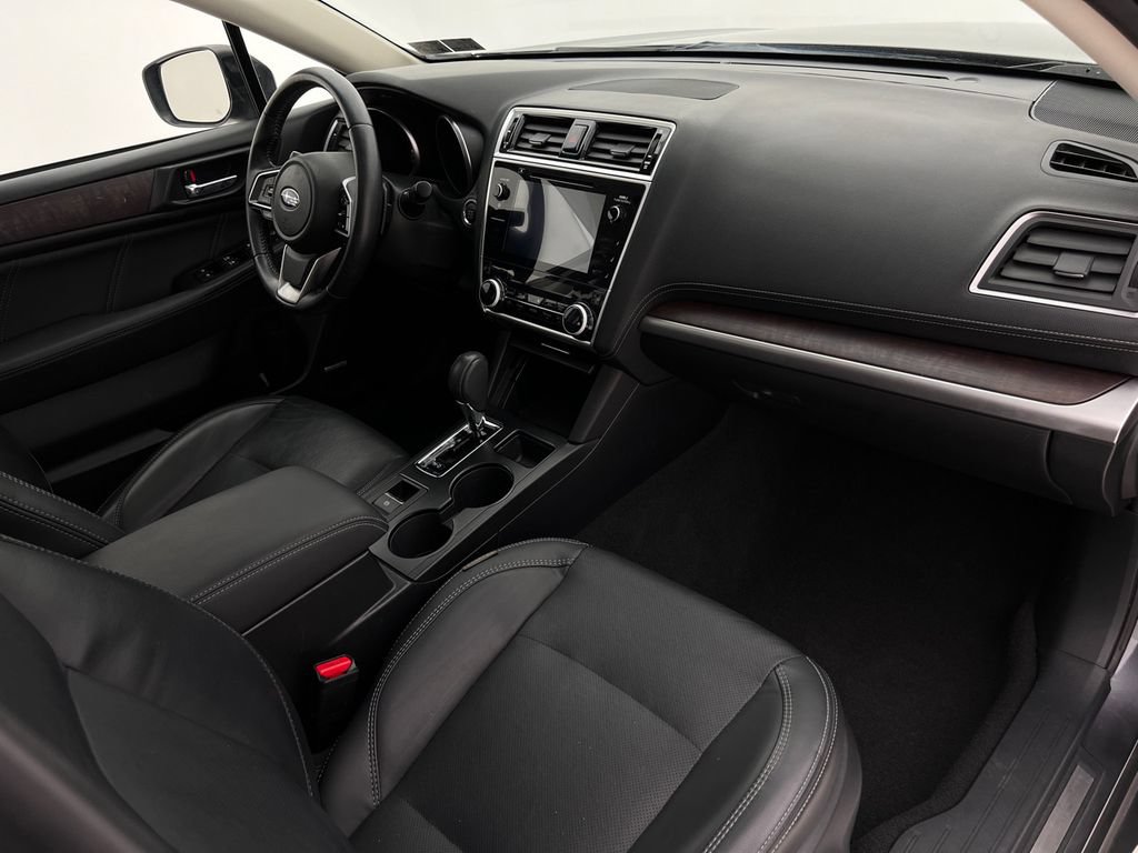 Used 2019 Subaru Outback 2.5i Limited w/ Protection Package #1 AWD/4WD image 13