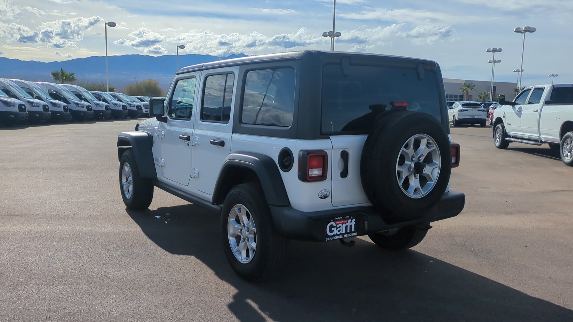 Used 2021 Jeep Wrangler Unlimited Islander image 5