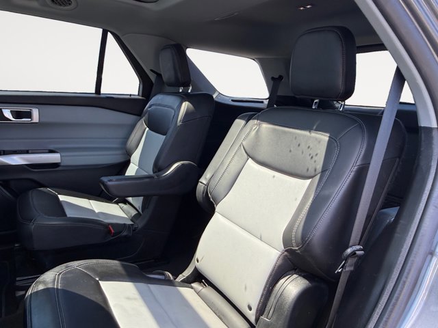 Used 2023 Ford Explorer XLT w/ Equipment Group 202A AWD/4WD image 13