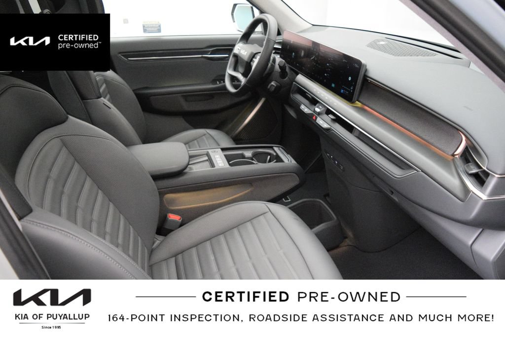 Certified 2024 Kia EV9 Land AWD/4WD image 17