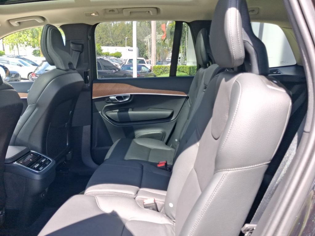 Certified 2024 Volvo XC90 B5 Plus w/ Protection Package Premier AWD/4WD image 8