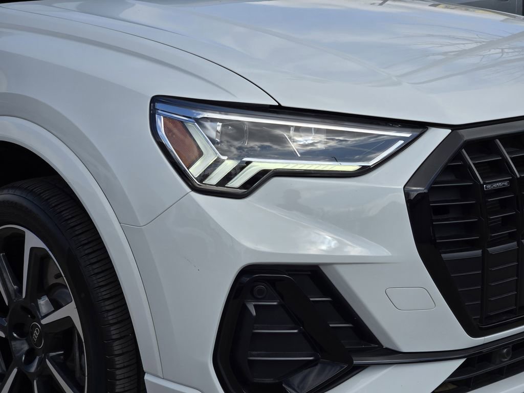 Certified 2025 Audi Q3 2.0T Premium Plus w/ Premium Plus Package image 12