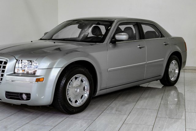 Used 2006 Chrysler 300 Touring image 58