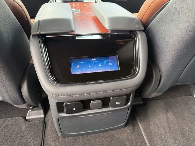 Used 2024 Lincoln Navigator Reserve AWD/4WD image 10