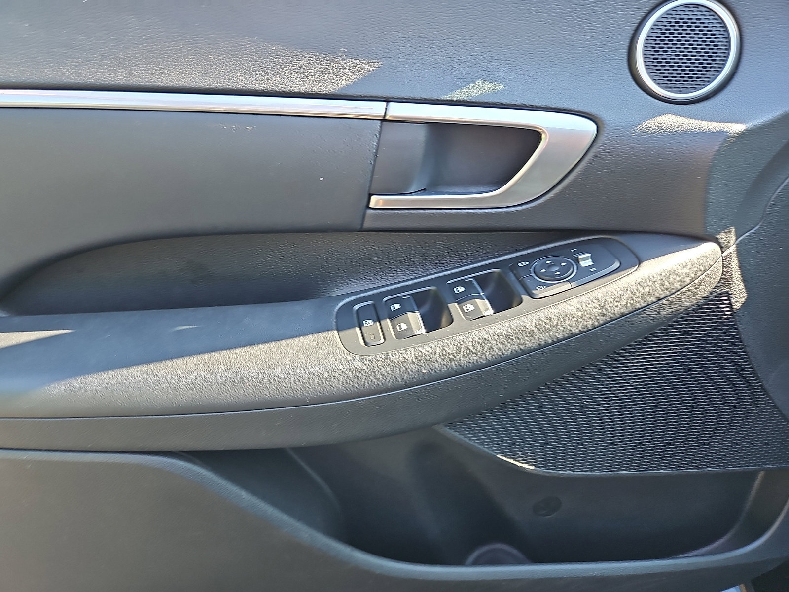Used 2020 Hyundai Sonata SEL w/ Convenience + Sunroof Package FWD image 12