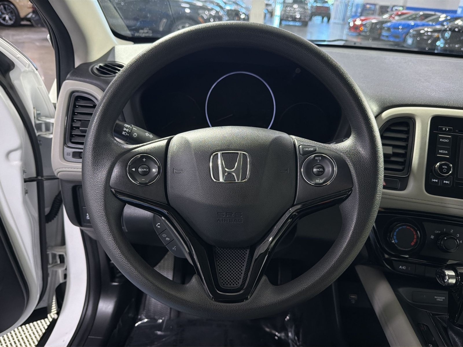 Used 2022 Honda HR-V LX image 24