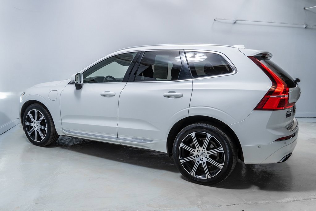 Used 2021 Volvo XC60 T8 Inscription w/ Advanced Package image 2