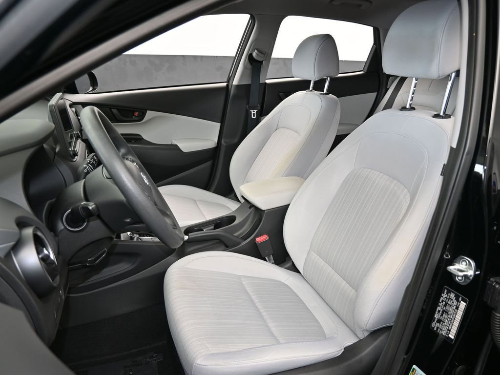 Used 2023 Hyundai Kona SEL image 31