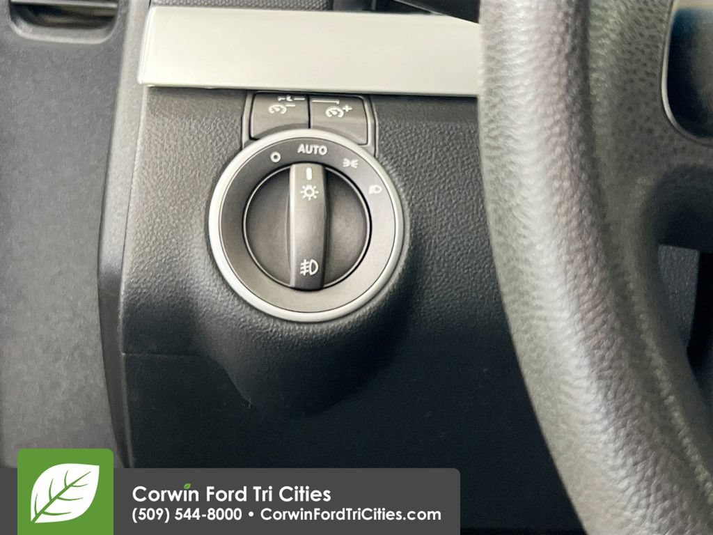 Used 2009 Pontiac G8 w/ Comfort And Sound Package RWD image 19